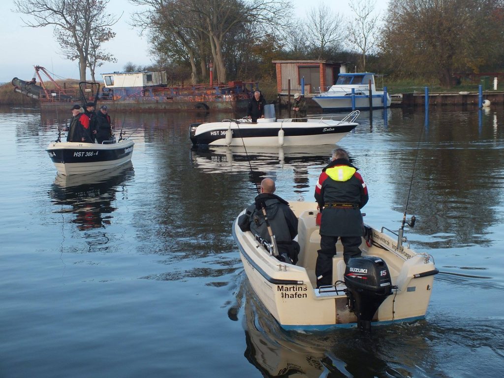 Unsere Angel Boote Bootsverleih Rgen